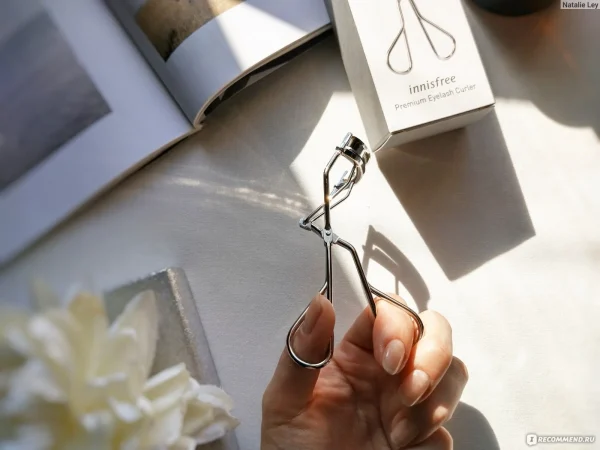 innisfree-premium-eyelash-curler-pic-3