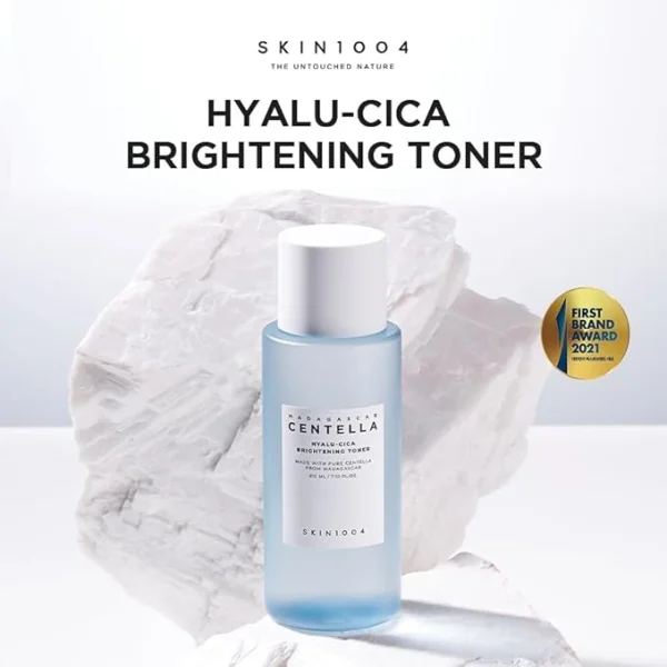 skin1004-madagascar-centella-hyalu-cica-brightening-toner-pic-1