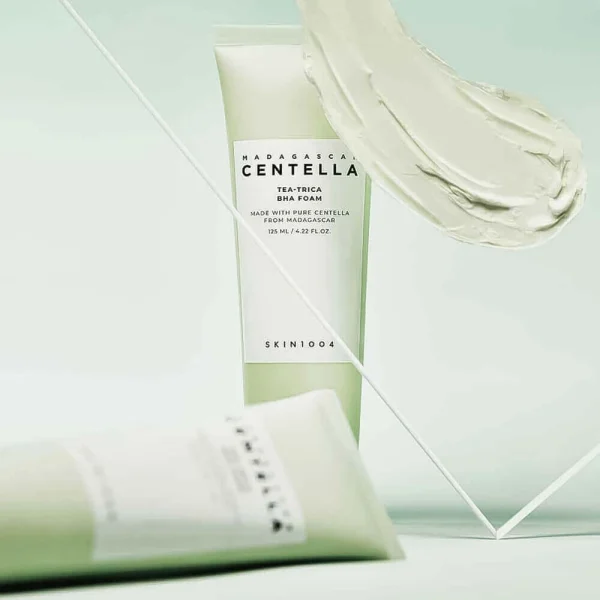 skin1004-madagascar-centella-tea-trica-bha-foam-125ml-pic-1