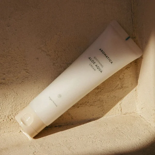 aromatica-soothing-aloe-aqua-cream-150ml-pic-1